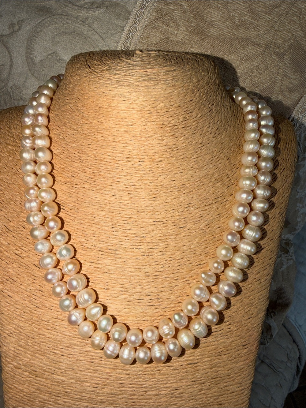 Classic Freshwater Pearl Strand Necklace opera length- Ivory gorgeous quality - Picture 5 of 16